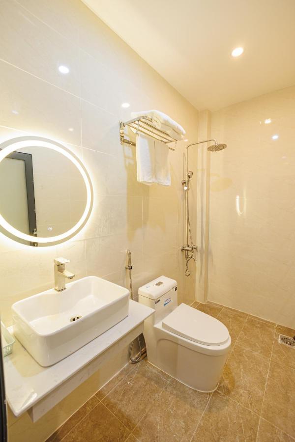 Happy Hotel Bac Lieu Екстериор снимка